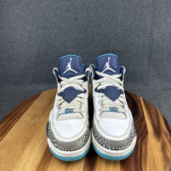 Nike Air Jordan Son Of Mars Low 'Hornets' Mens Size 8.5 White Midnight Navy - Picture 3 of 15